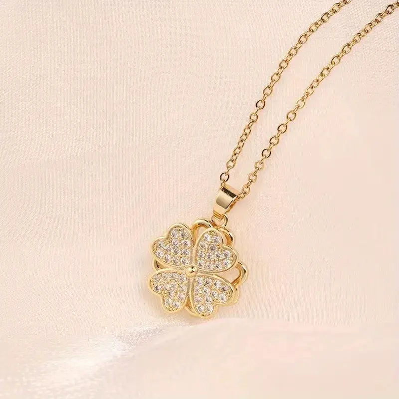 Golden Lucky Four-Leaf Clover Zirconia Micro-Inlaid Pendant