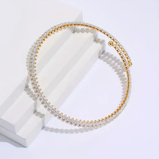 Interlocking Link Necklace