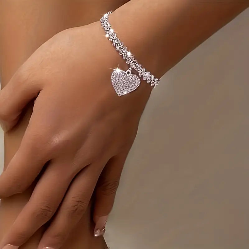 Rhinestone Heart Pendant Bracelet